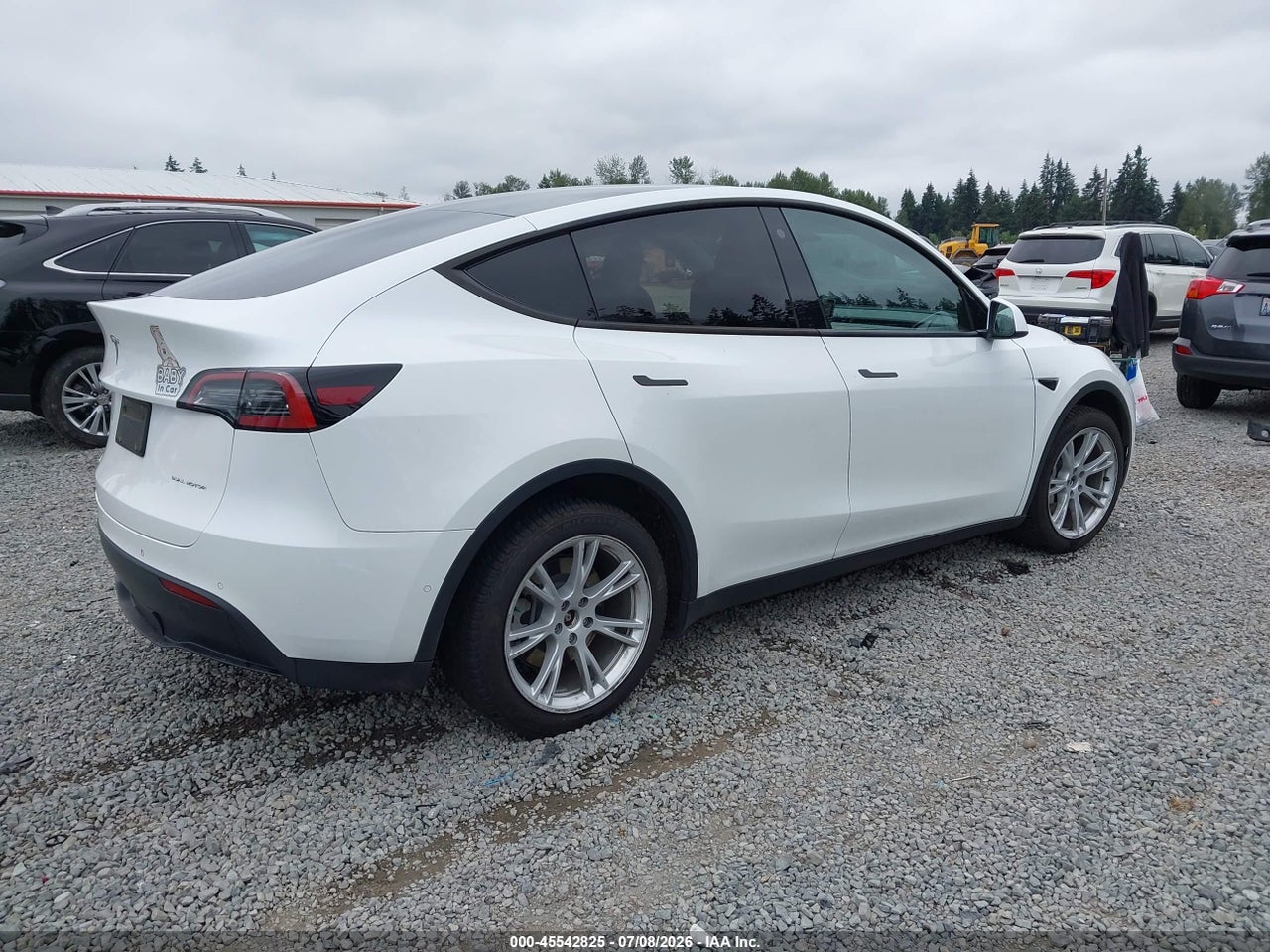 2022 TESLA MODEL Y LONG RANGE DUAL MOTOR ALL-WHEEL DRIVE · 4/11