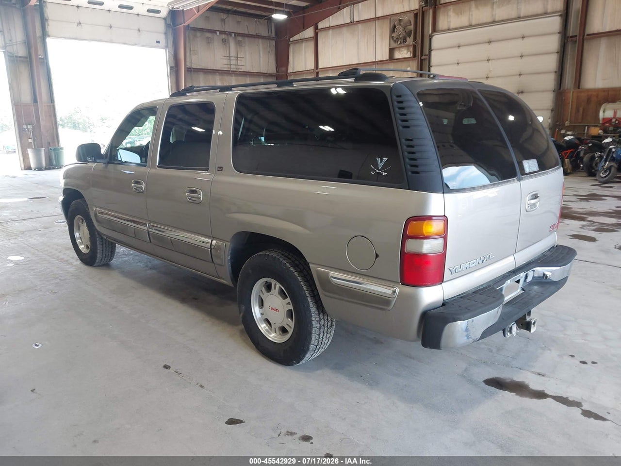 2001 GMC YUKON XL 1500 SLT · 3/11