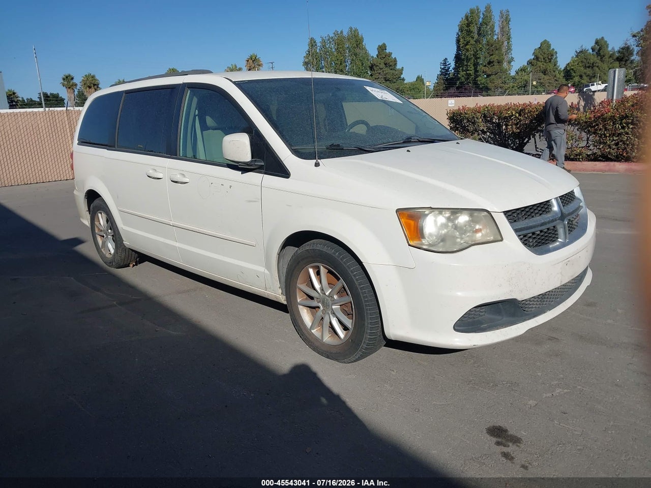 2C4RDGCG4DR****** · 2013 DODGE GRAND CARAVAN SXT
