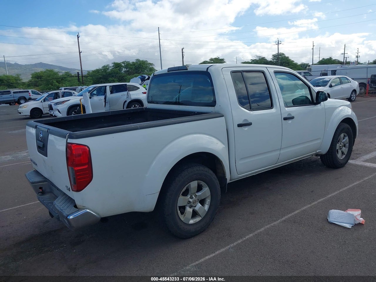 2013 NISSAN FRONTIER SV · 4/11