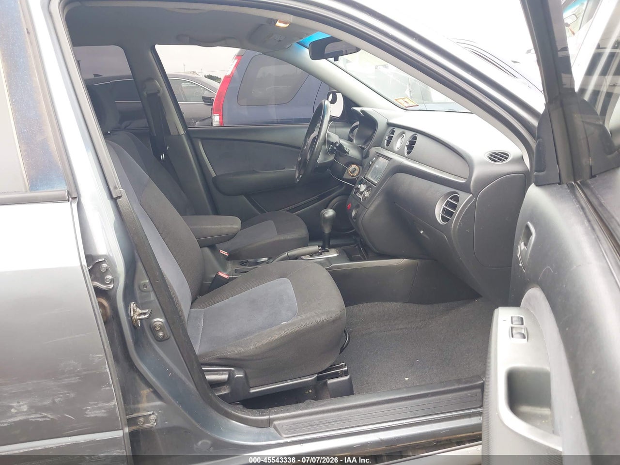2004 MITSUBISHI OUTLANDER LS · 5/11
