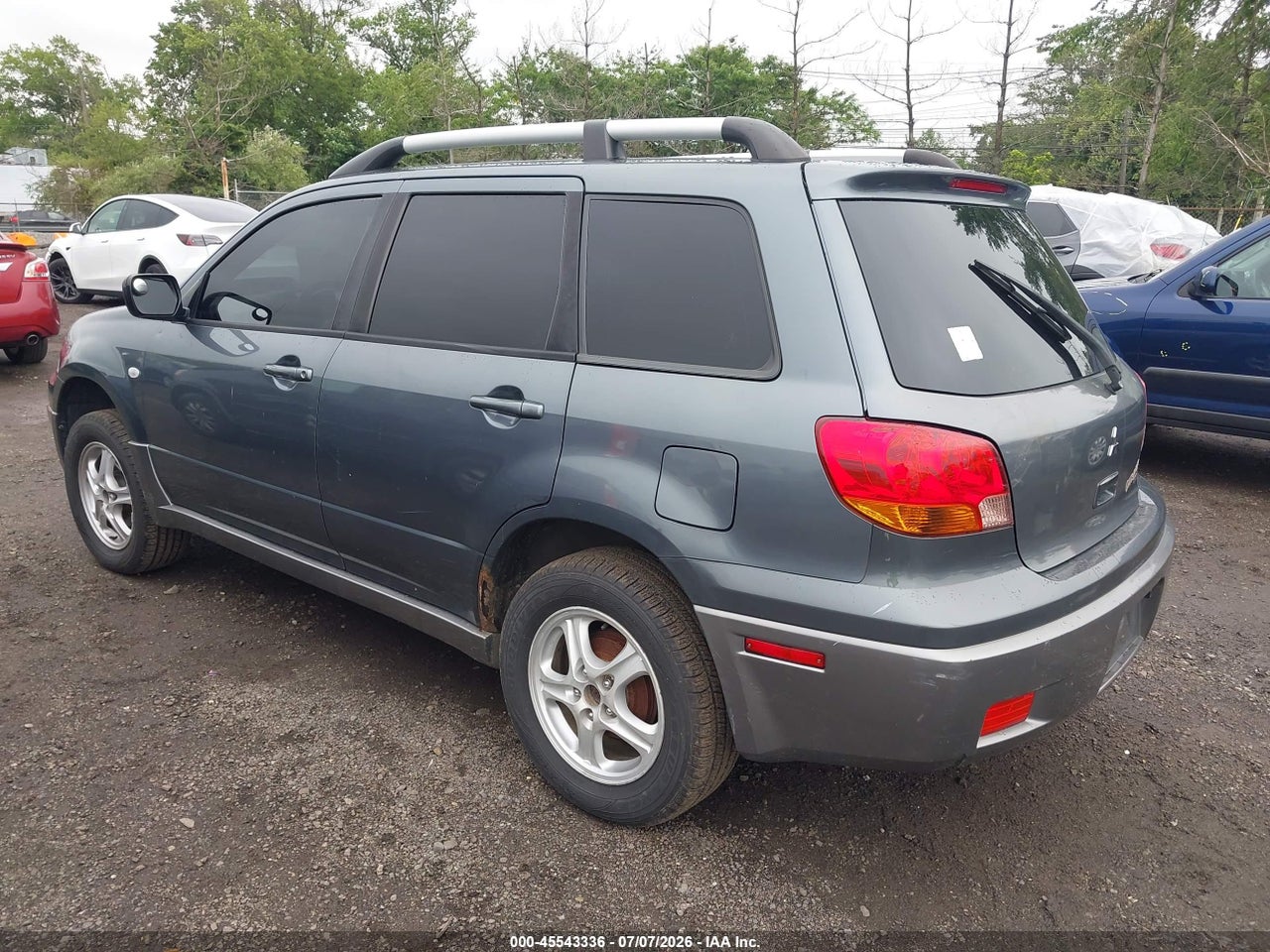 2004 MITSUBISHI OUTLANDER LS · 3/11