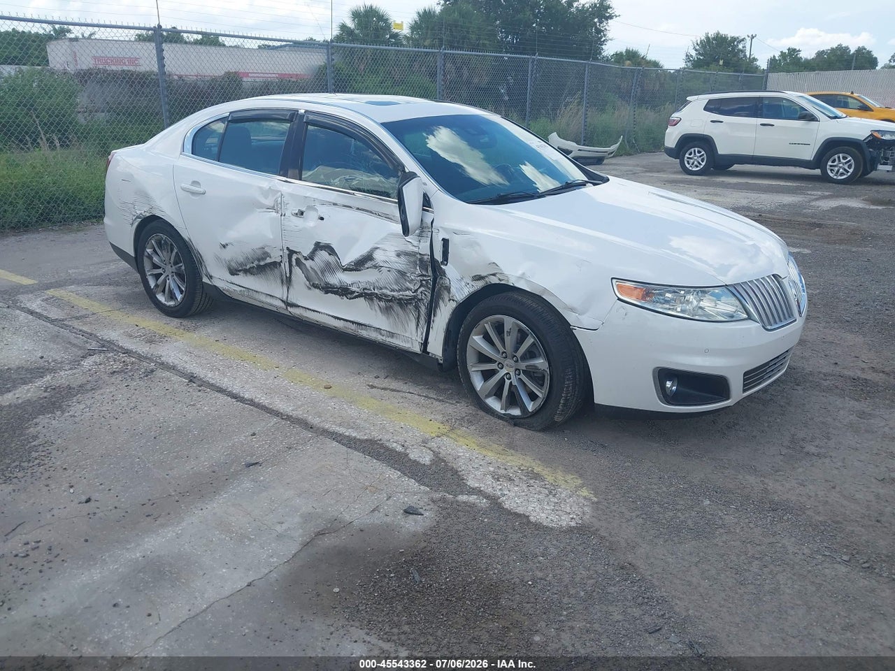 1LNHL9DR2CG****** · 2012 LINCOLN MKS