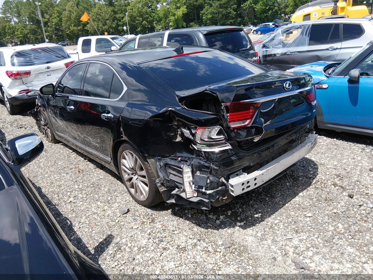 2014 LEXUS LS 460 · 3/11