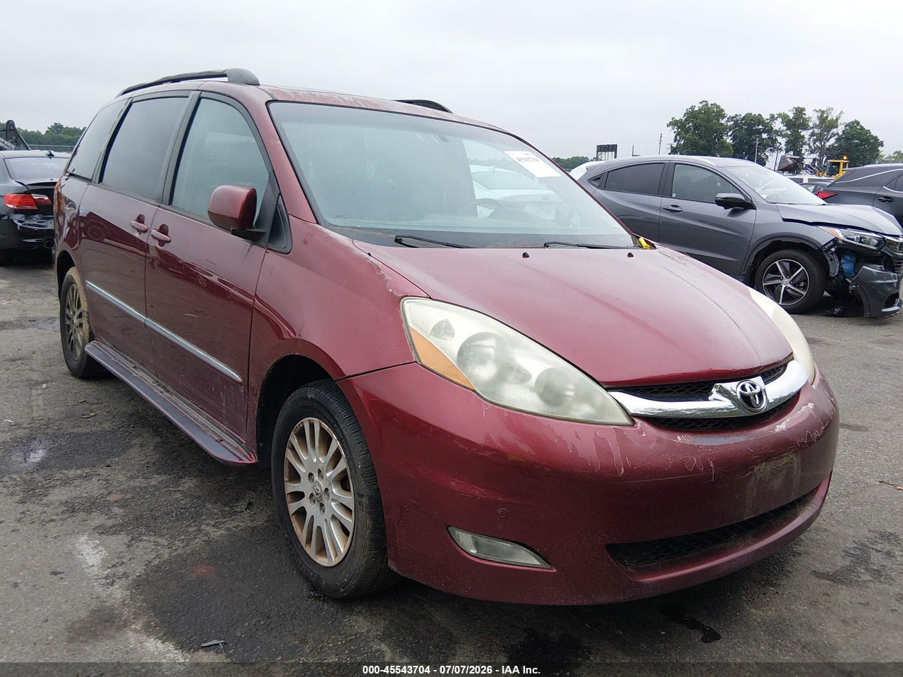 5TDBK22C38S****** · 2008 TOYOTA SIENNA LIMITED