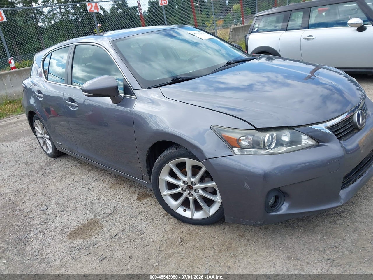 JTHKD5BH9D2****** · 2013 LEXUS CT 200H