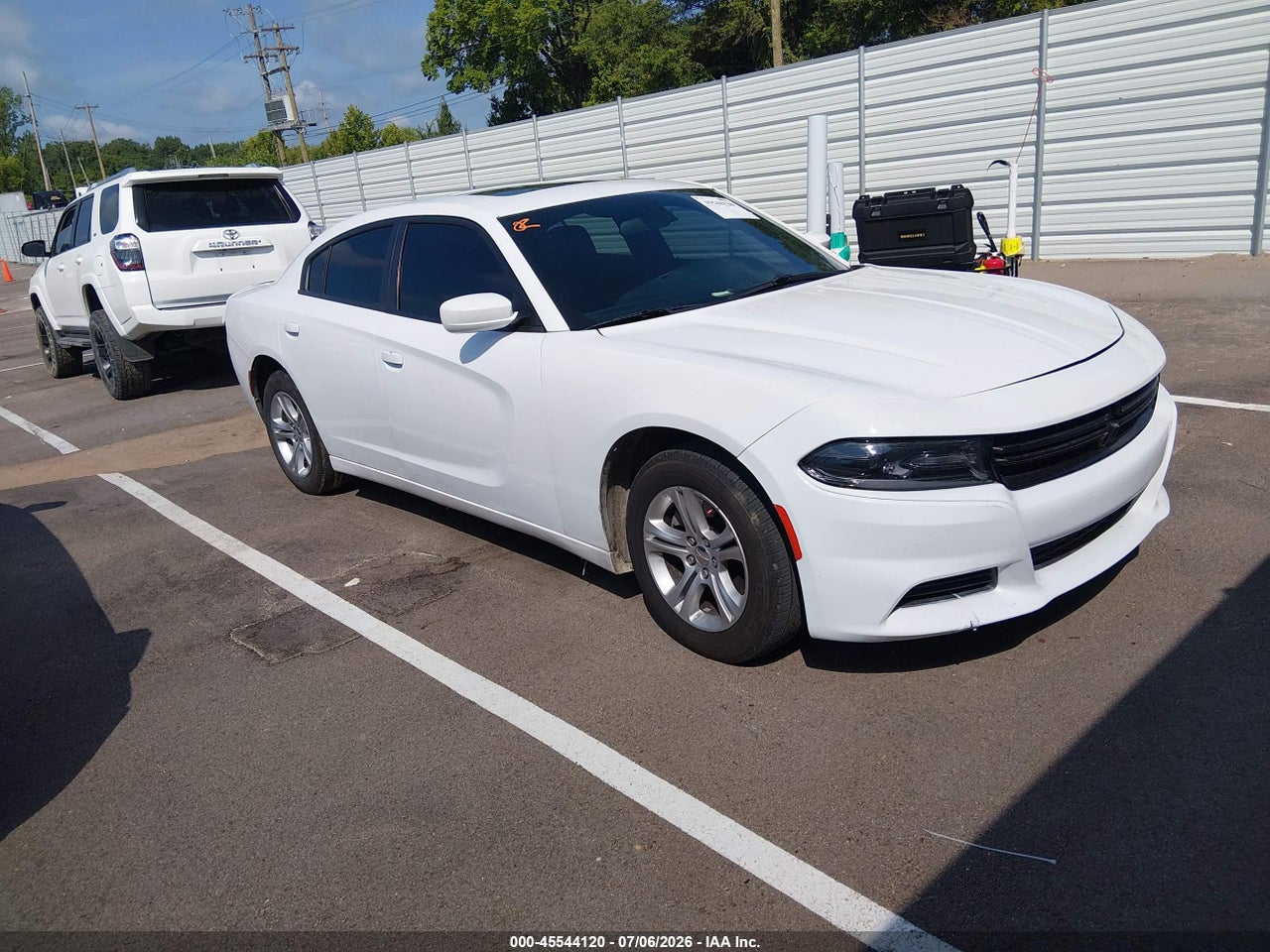 2C3CDXBG7KH****** · 2019 DODGE CHARGER SXT RWD