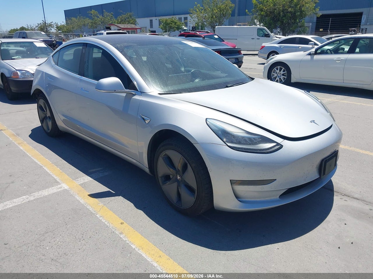 5YJ3E1EA5JF****** · 2018 TESLA MODEL 3