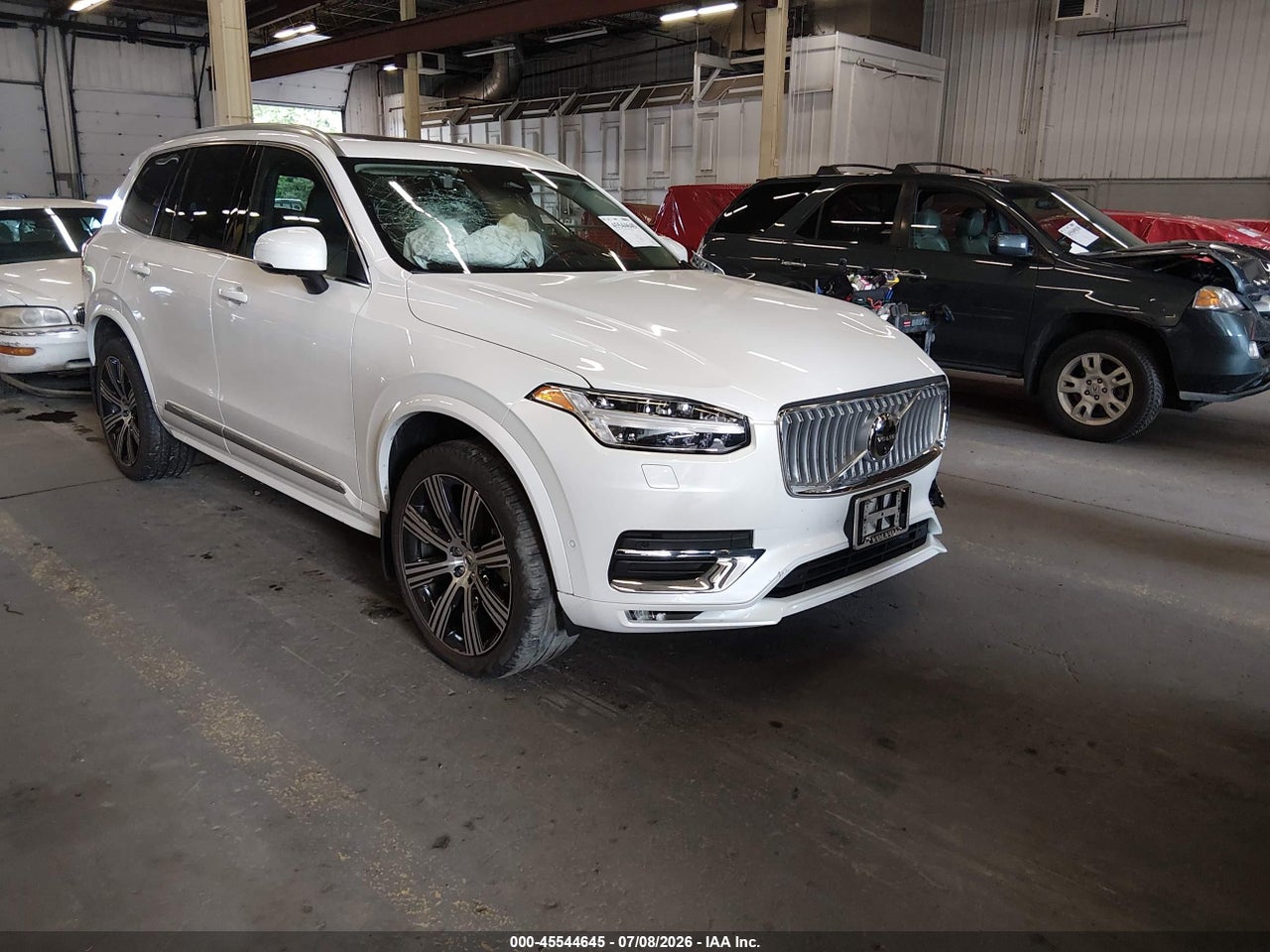 2025 VOLVO XC90 B6 ULTRA