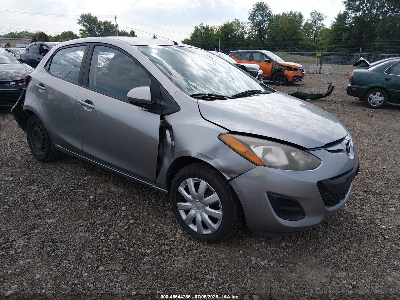 JM1DE1HY6B0****** · 2011 MAZDA MAZDA2 SPORT