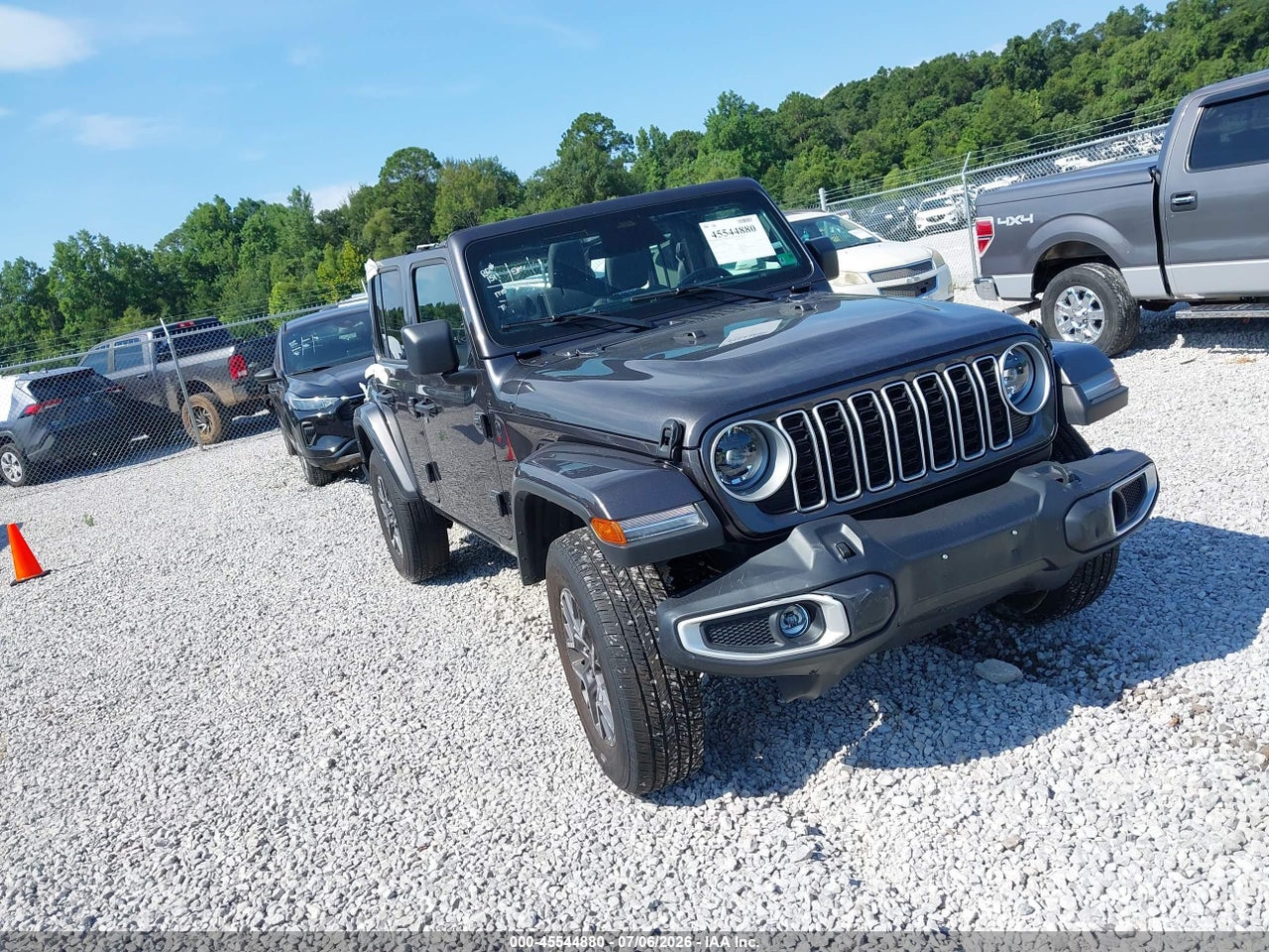 1C4PJXEN3SW****** · 2025 JEEP WRANGLER 4-DOOR SAHARA 4X4