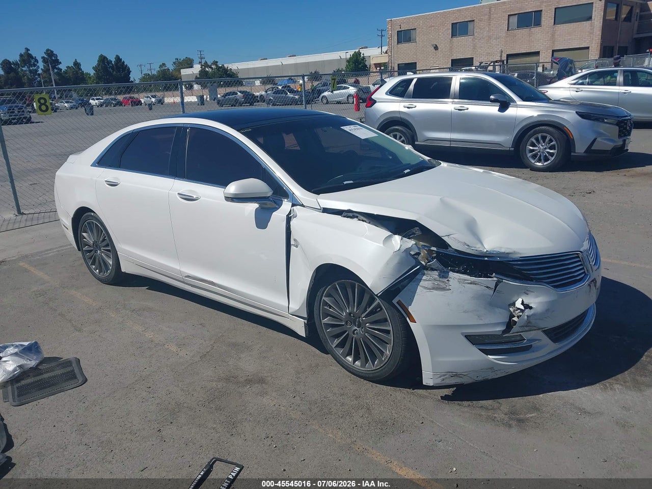 3LN6L2J95GR****** · 2016 LINCOLN MKZ