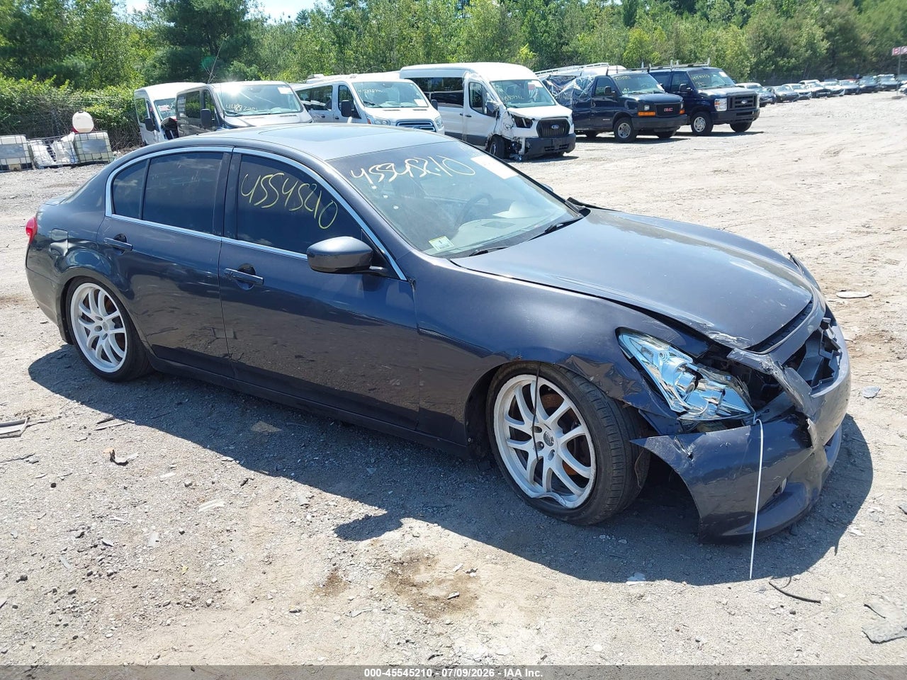JNKCV61E59M****** · 2009 INFINITI G37 JOURNEY