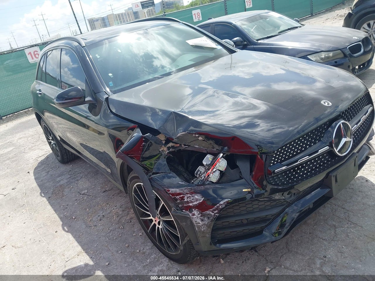 W1N0G8DB0MV****** · 2021 MERCEDES-BENZ GLC 300 SUV