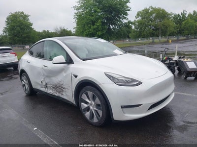 7SAYGAEE0NF****** · 2022 TESLA MODEL Y LONG RANGE DUAL MOTOR ALL-WHEEL DRIVE