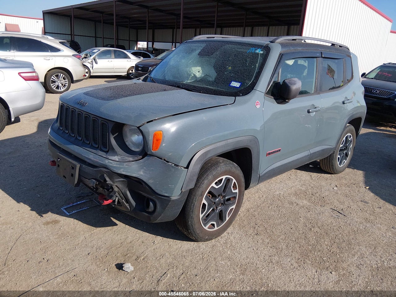 2015 JEEP RENEGADE TRAILHAWK · 2/11