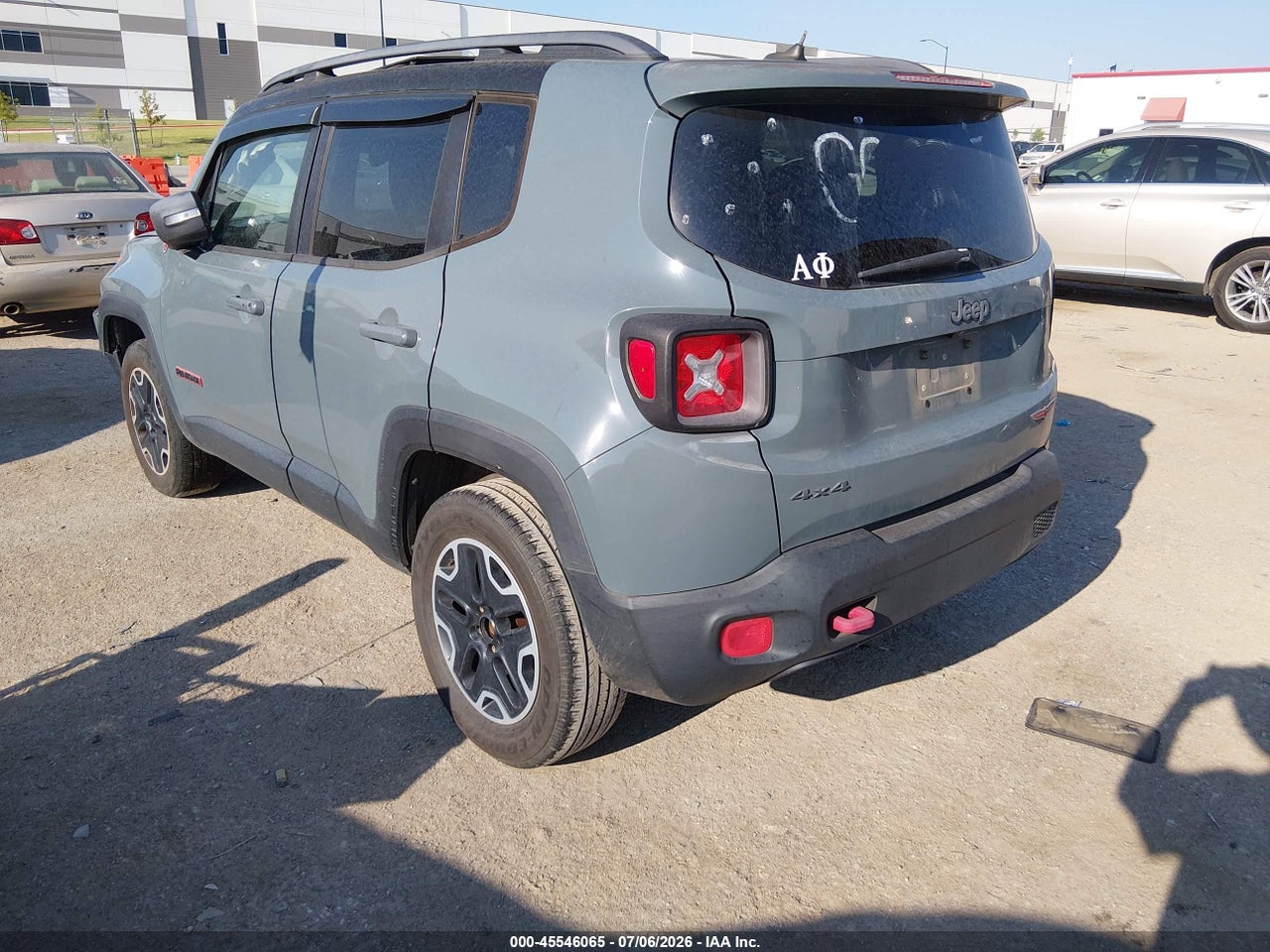 2015 JEEP RENEGADE TRAILHAWK · 3/11