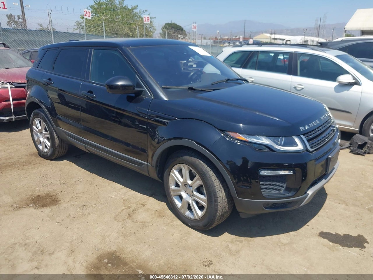 SALVP2RX3JH****** · 2018 LAND ROVER RANGE ROVER EVOQUE SE/SE PREMIUM
