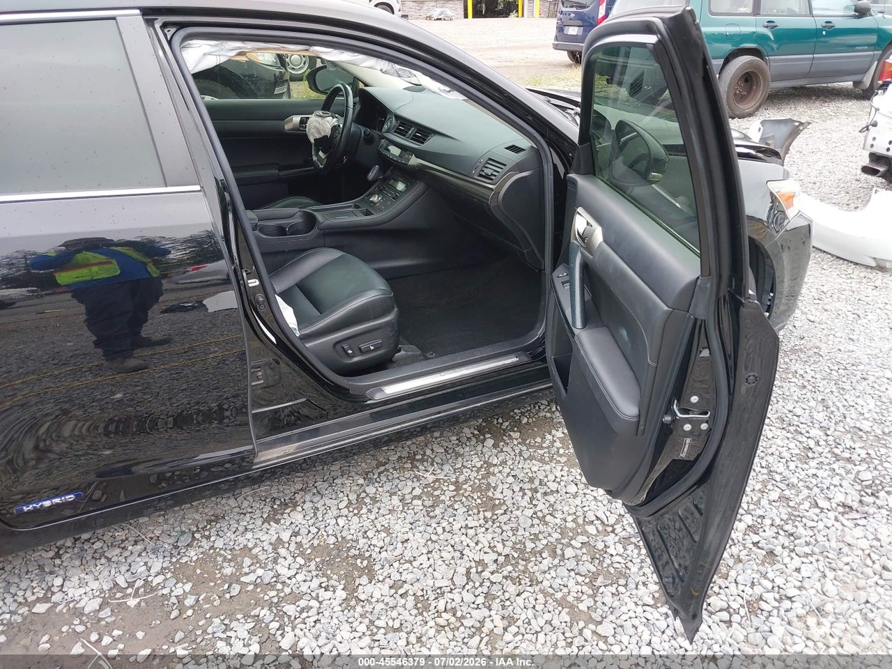 2015 LEXUS CT 200H · 5/11