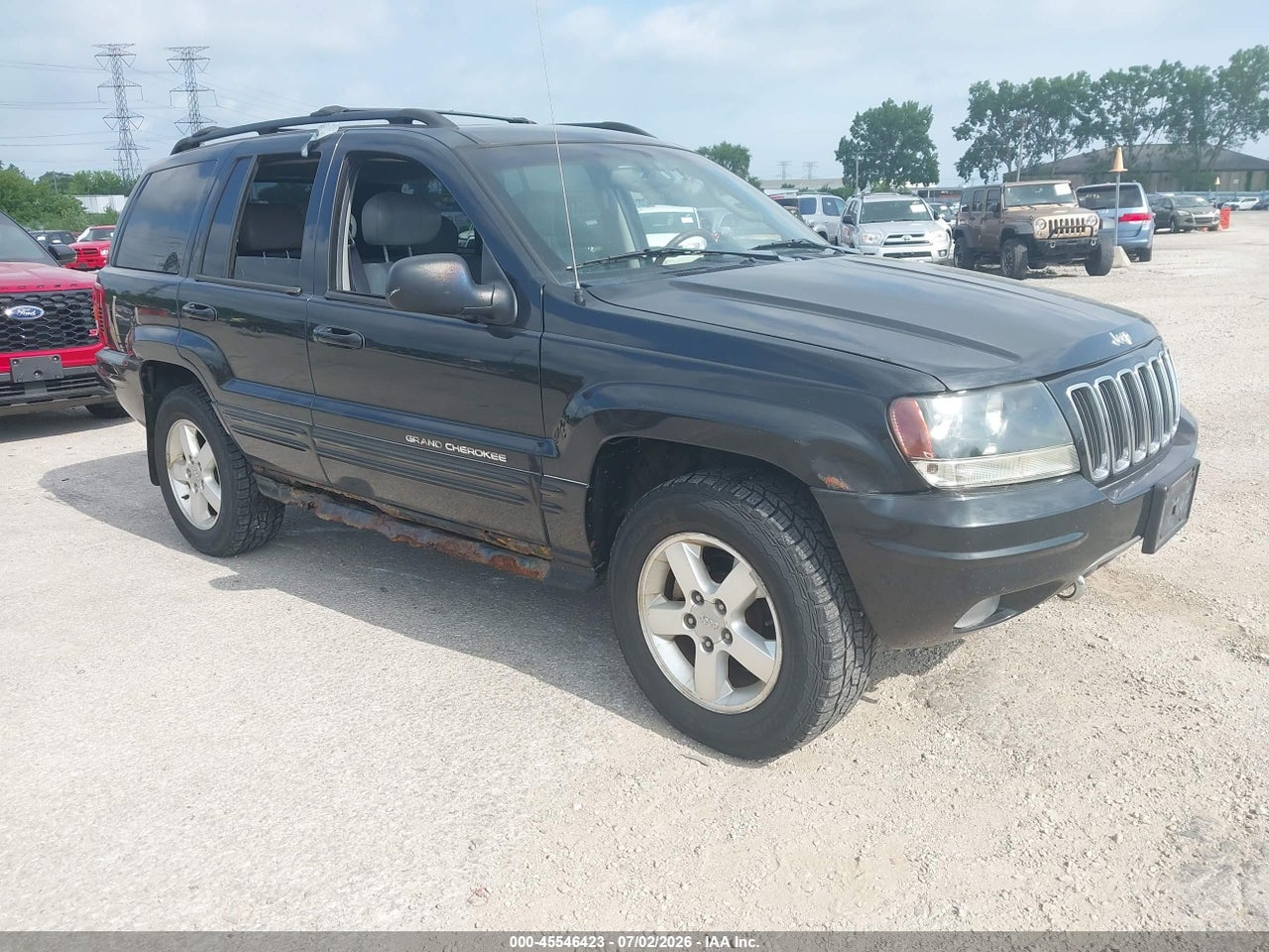 1J8GW68JX3C****** · 2003 JEEP GRAND CHEROKEE OVERLAND