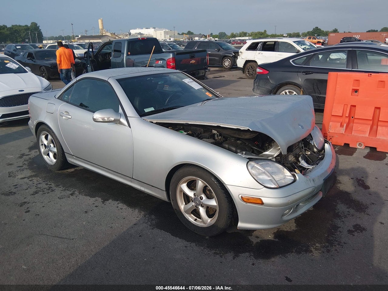 WDBKK65F83F****** · 2003 MERCEDES-BENZ SLK 320