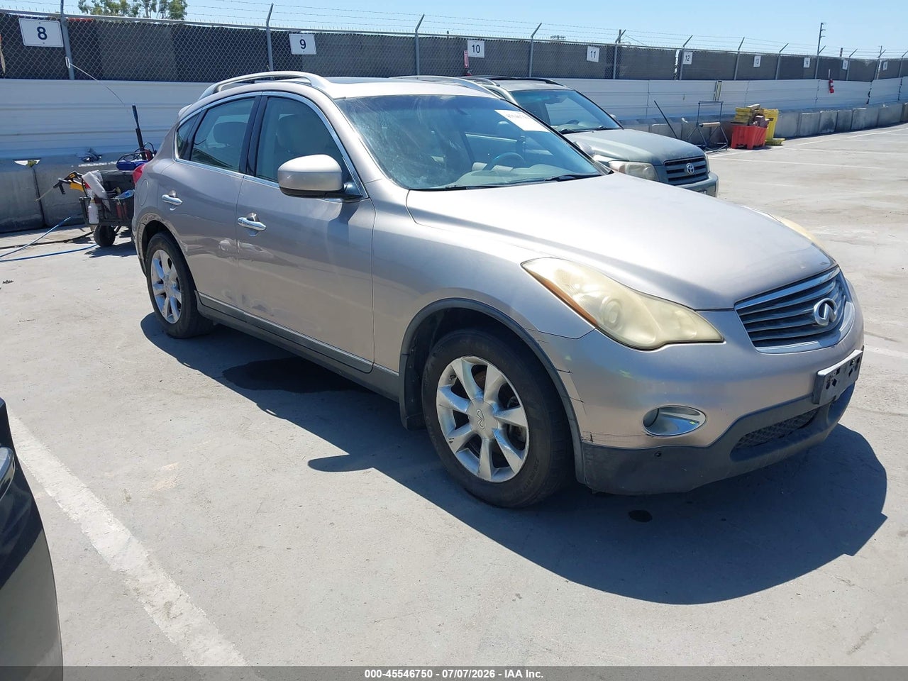 JNKAJ09E38M****** · 2008 INFINITI EX35 JOURNEY