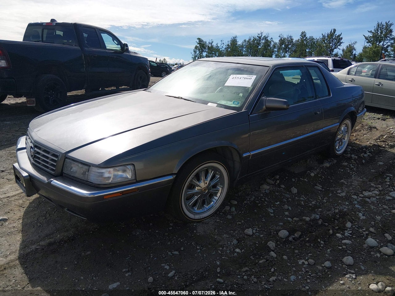 1999 CADILLAC ELDORADO TOURING · 2/5