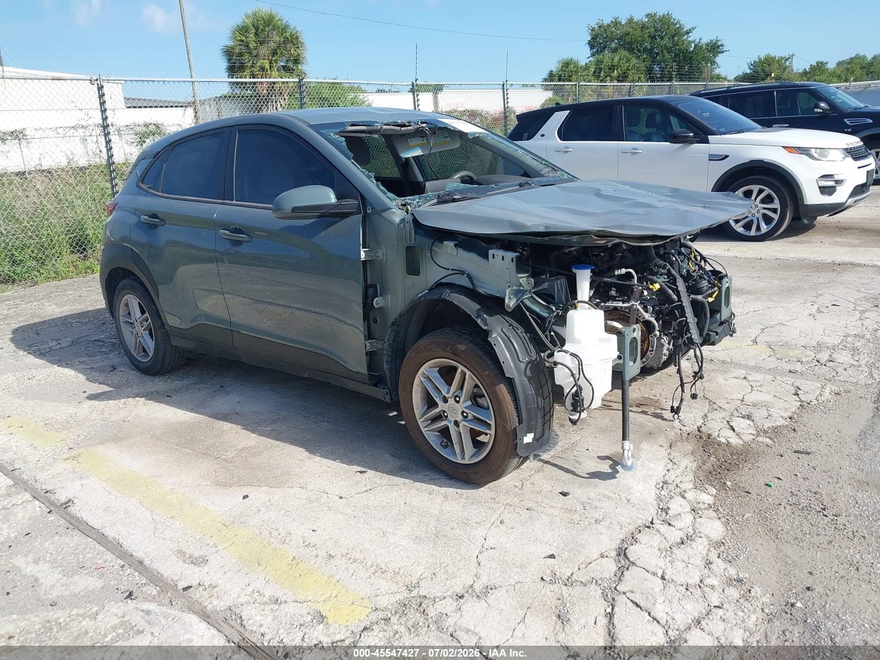 KM8K22ABXNU****** · 2022 HYUNDAI KONA SE