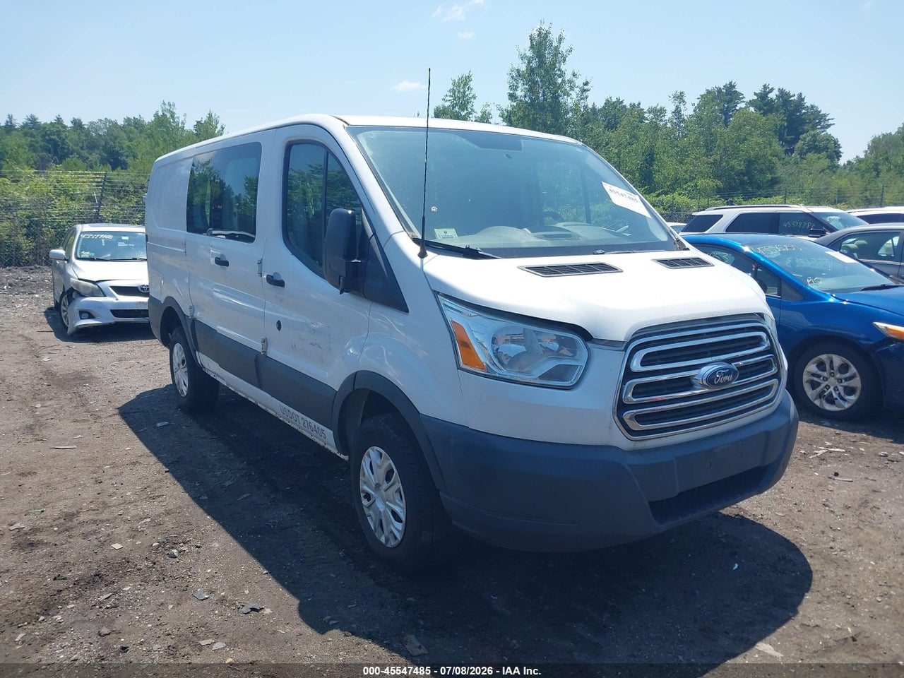 1FTNR1ZM6FK****** · 2015 FORD TRANSIT-250