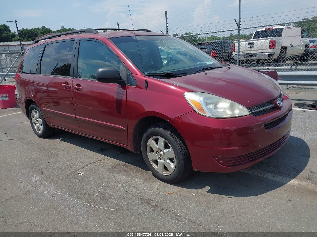 5TDZA23C24S****** · 2004 TOYOTA SIENNA LE
