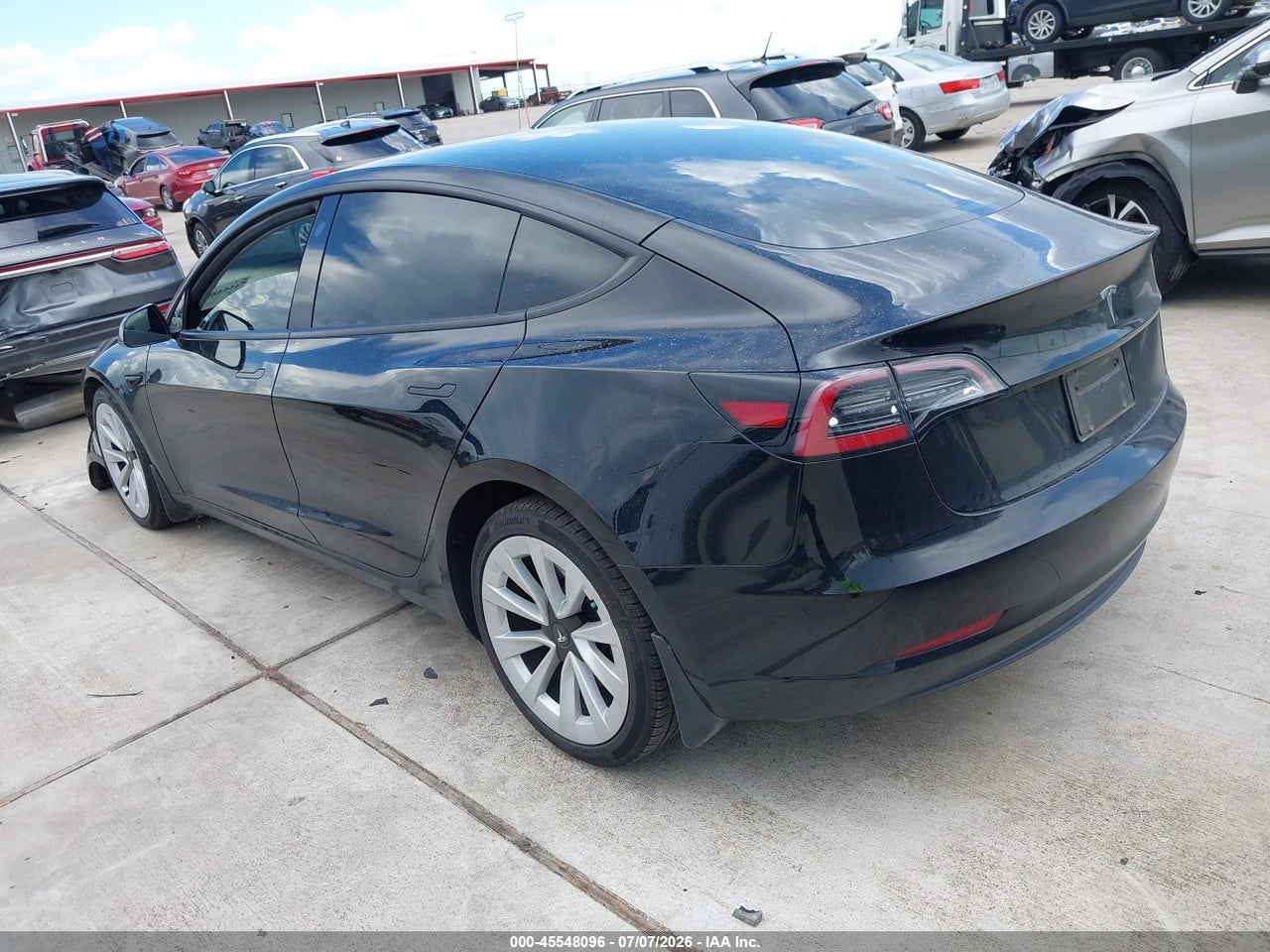 2023 TESLA MODEL 3 REAR-WHEEL DRIVE · 3/10