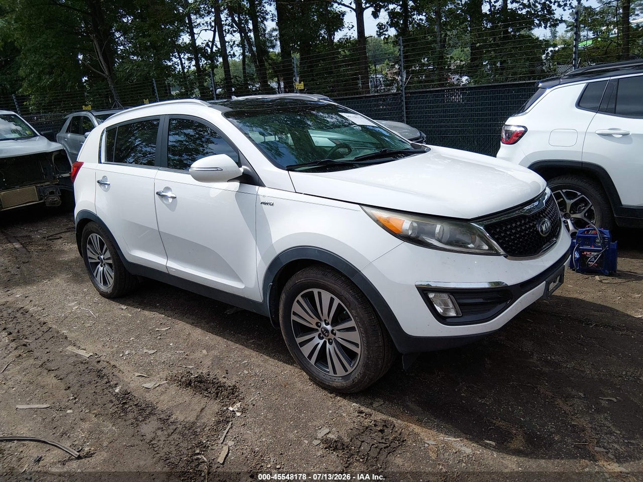 KNDPCCAC1F7****** · 2015 KIA SPORTAGE EX