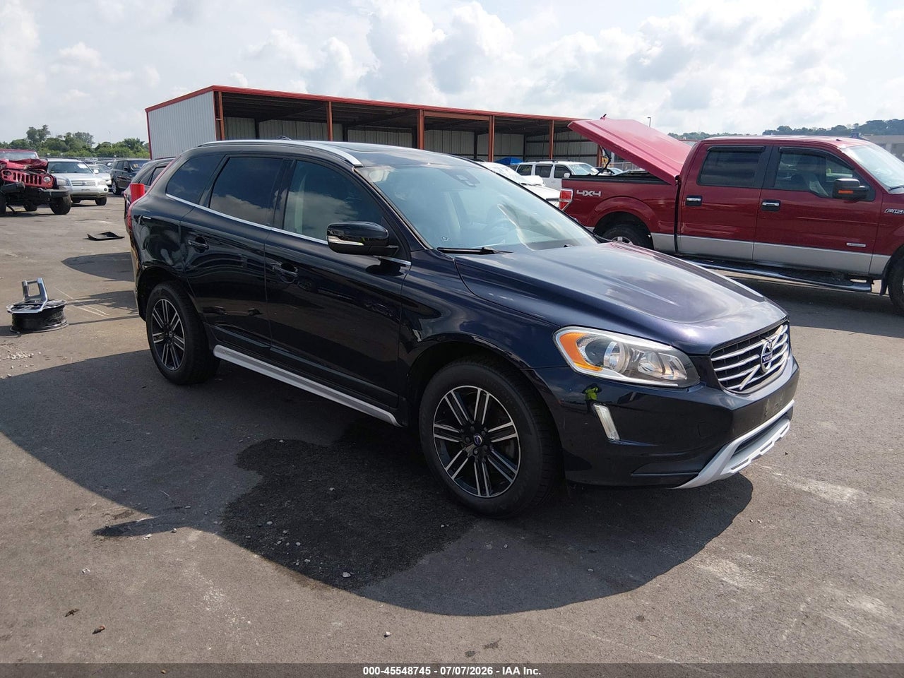 YV440MRR0H2****** · 2017 VOLVO XC60 T5 DYNAMIC