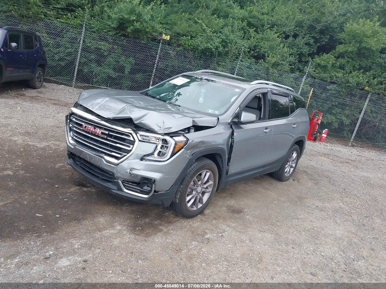 2023 GMC TERRAIN AWD SLT · 2/11