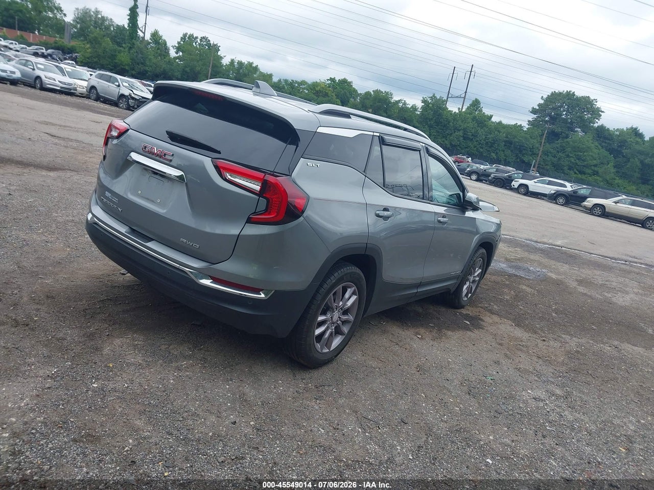 2023 GMC TERRAIN AWD SLT · 4/11