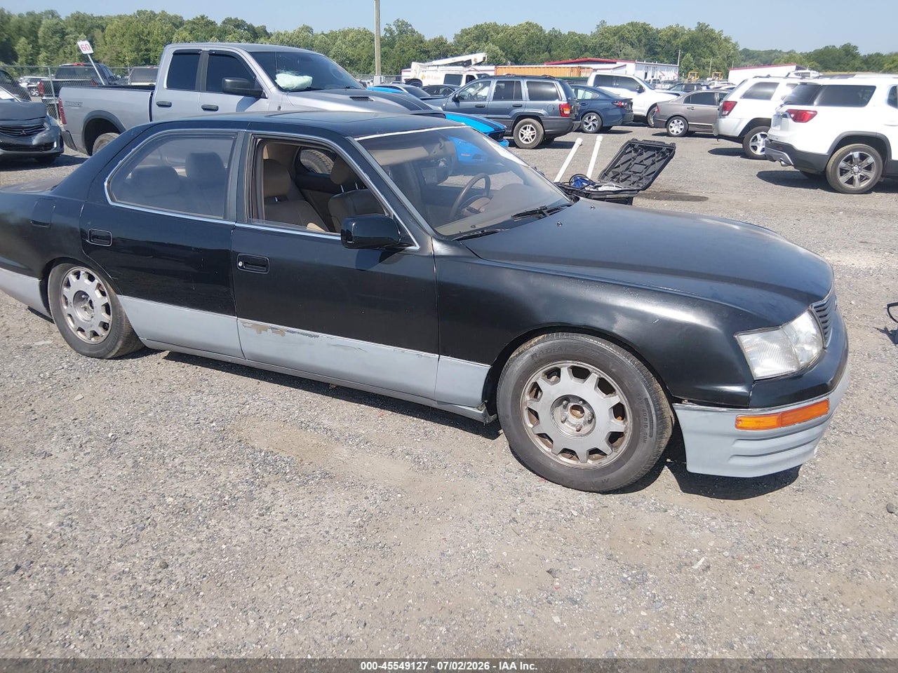 JT8BH22F6T0****** · 1996 LEXUS LS 400