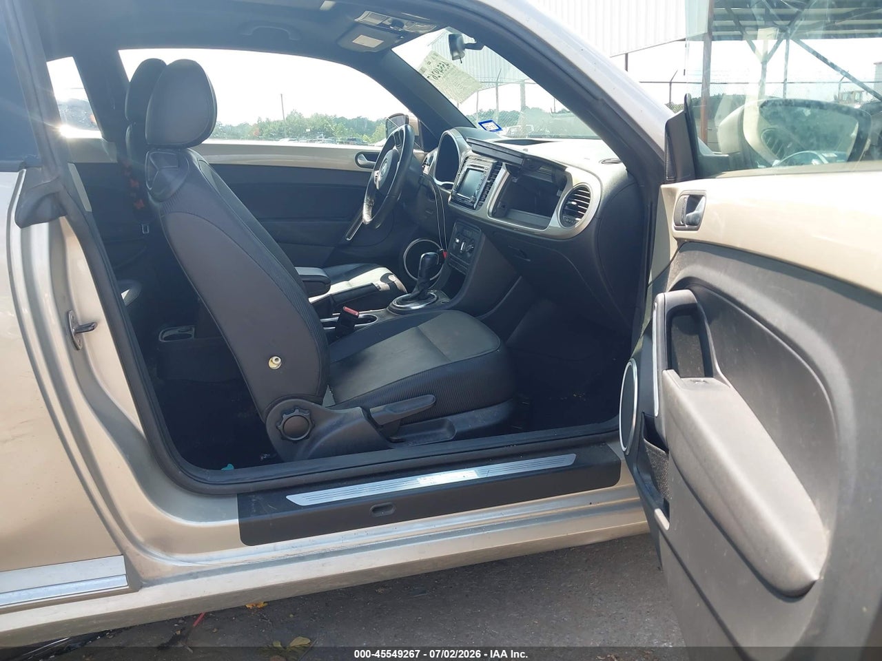 2013 VOLKSWAGEN BEETLE 2.5L · 5/11