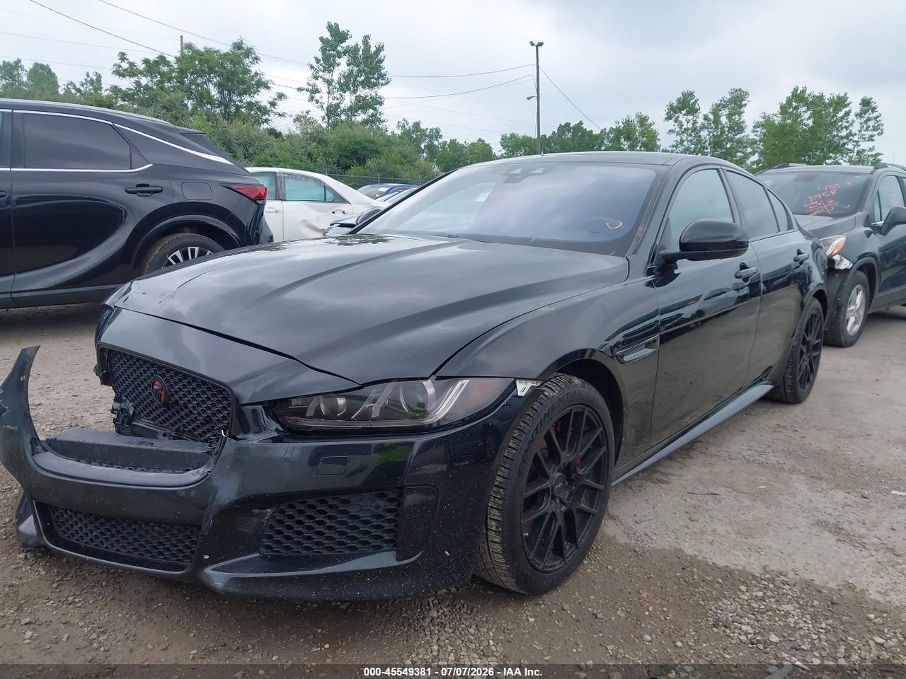 2018 JAGUAR XE S · 2/11