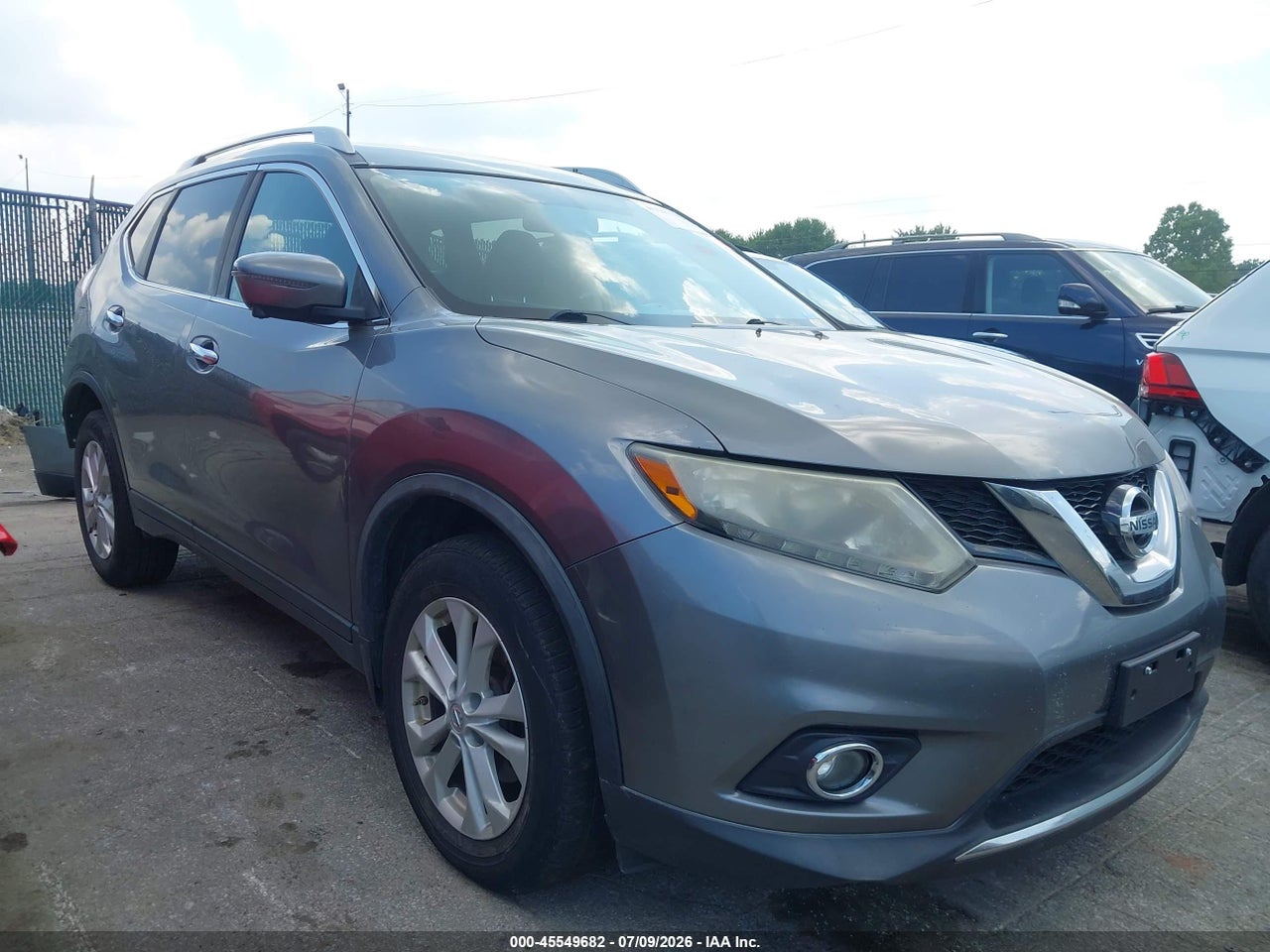 KNMAT2MV4GP****** · 2016 NISSAN ROGUE SV