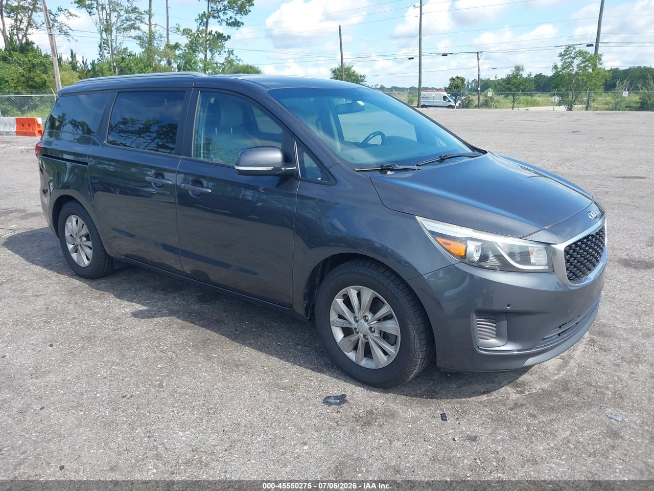 KNDMB5C10H6****** · 2017 KIA SEDONA LX