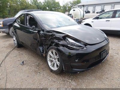 5YJYGDEE6LF****** · 2020 TESLA MODEL Y LONG RANGE DUAL MOTOR ALL-WHEEL DRIVE