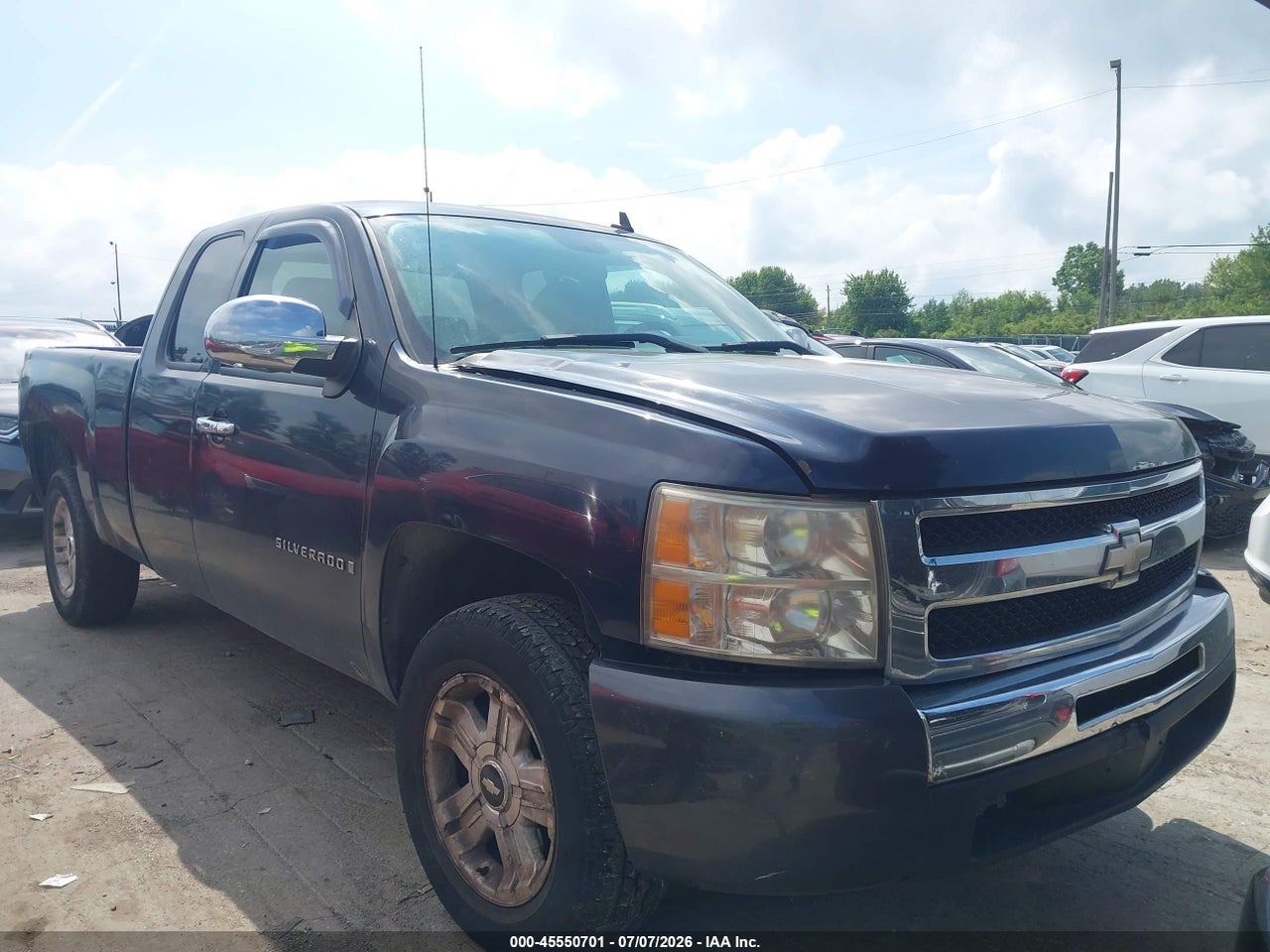 1GCEC19X57Z****** · 2007 CHEVROLET SILVERADO 1500 WORK TRUCK