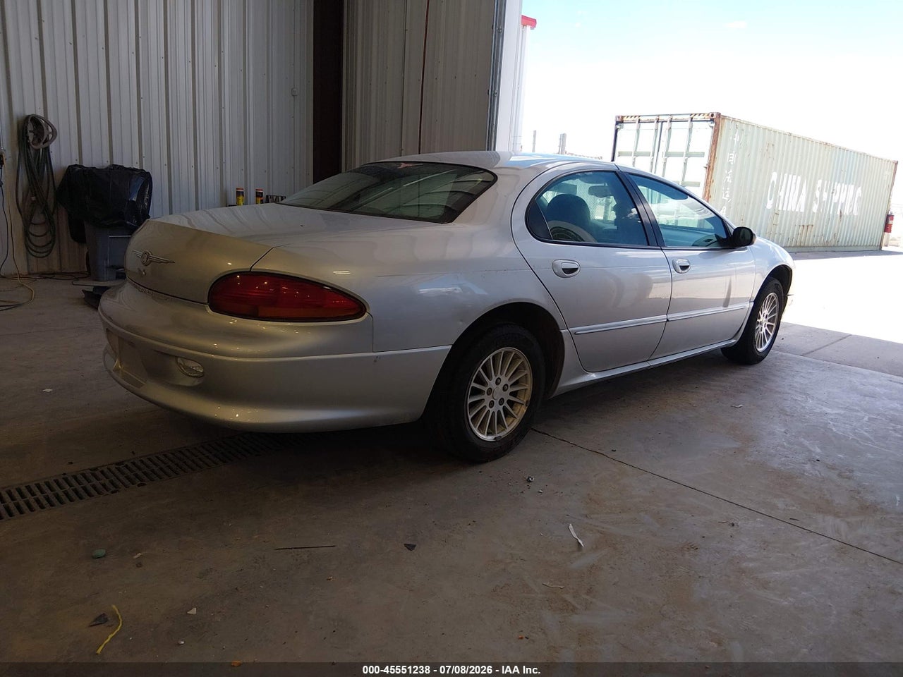 2004 CHRYSLER CONCORDE LXI · 4/11