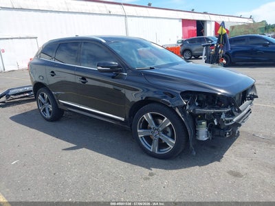 YV440MDR9H2****** · 2017 VOLVO XC60 T5 DYNAMIC