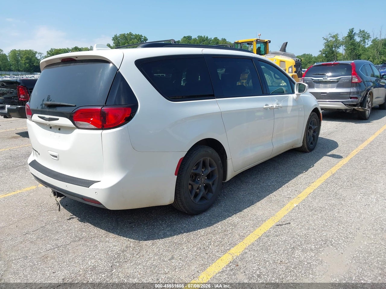 2018 CHRYSLER PACIFICA TOURING L PLUS · 4/11