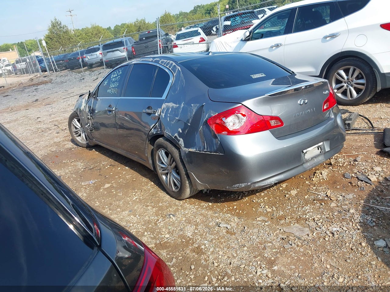 2015 INFINITI Q40 · 3/11