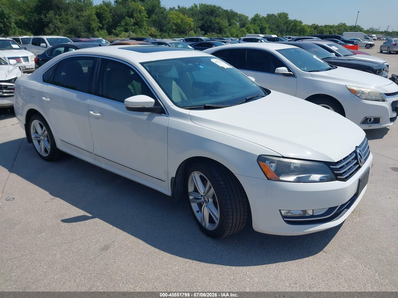 1VWCN7A33EC****** · 2014 VOLKSWAGEN PASSAT 2.0L TDI SEL PREMIUM