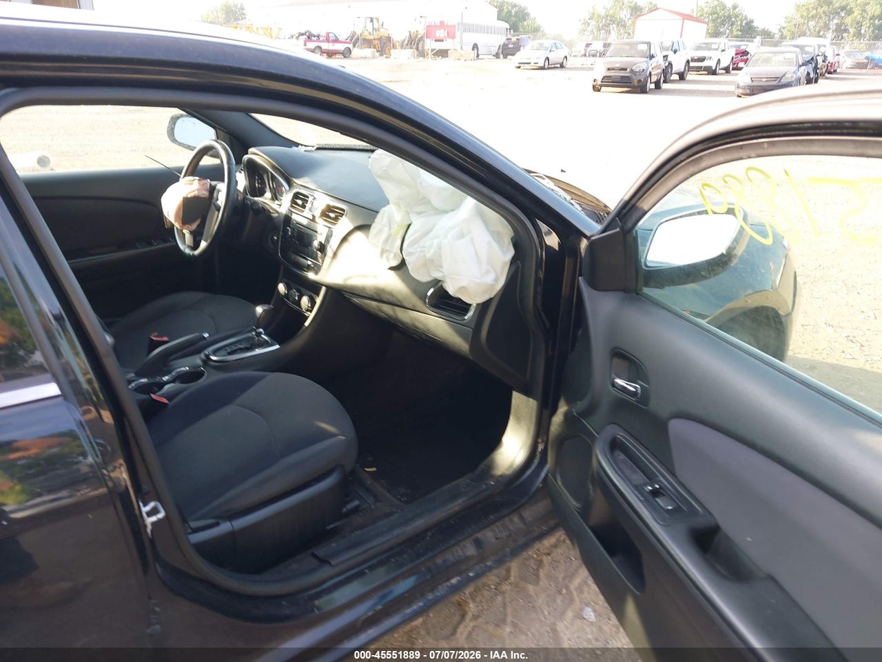 2013 CHRYSLER 200 TOURING · 5/11