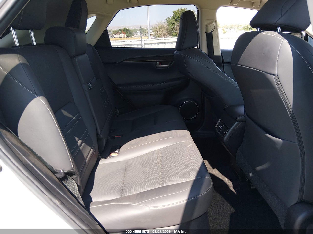 2017 LEXUS NX 200T   · 8/10