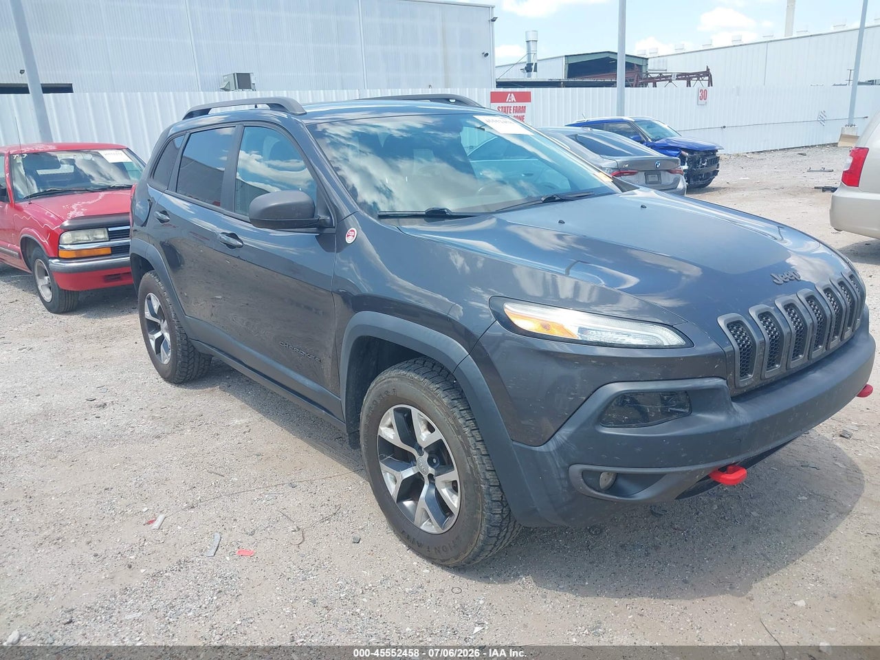 1C4PJMBS0GW****** · 2016 JEEP CHEROKEE TRAILHAWK